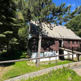 Prodej historické horské Chalupy Háj, Loučná pod Klínovcem, 220m zastavěná plocha, 1012m pozemek. / 19599644