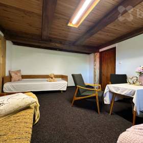 Foto inzerátu Prodej historické horské Chalupy Háj, Loučná pod Klínovcem, 220m zastavěná plocha, 1012m pozemek.