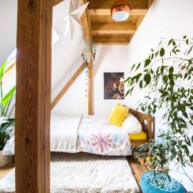 Podkrovní byt 4+kk, 90 m2 v Holýšově -  klidná lokalita, blízko přírody / 19599663