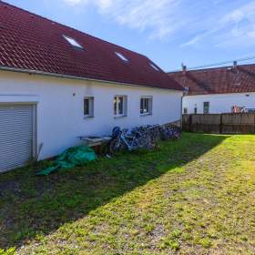 Foto inzerátu Prostorný dvougenerační dům s možností podnikání - Kraselov u Strakonic