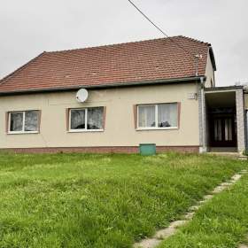 Foto inzerátu Rodinný dům 3+1 s pozemkem 3 600 m2, Popovice