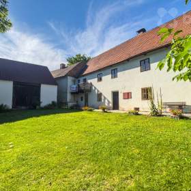 Prodej RD -  chalupy, 154 m2, 2 bytové jednotky, zahrada, stodola, Orlík nad Vltavou / 19599708