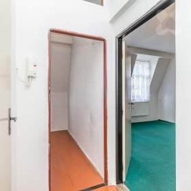 Foto inzerátu Byt 2+1 před rekonstrukcí, garáž, sklep