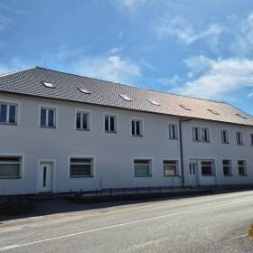 Komerční objekt vhodný pro vybudování apartmánů, užitná plocha 2846 m2, pozemek 2054 m2 / 19599730