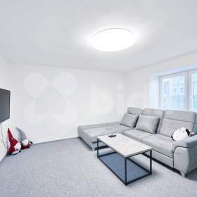 Foto inzerátu Prodej ideální 1/2 bytového domu, 2 x  3+KK , 60m2, pozemek 635 m2