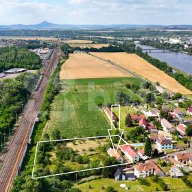 Prodej pozemku v obci Hněvice / 19599734