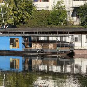 Foto inzerátu Patrový hausbót až 280 m2 v Praze 7 Holešovice, Sanderova