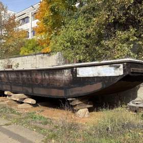 Foto inzerátu Patrový hausbót až 280 m2 v Praze 7 Holešovice, Sanderova