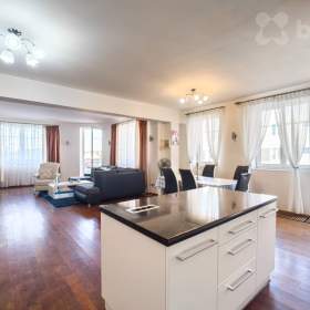 Foto inzerátu Prodej exkluzivního moderního bytu 2+kk, 119 m2, v centru města, O. Peška, Kladno