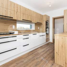 Foto inzerátu Prodej novostavby rodinného domu 5+kk s velkou zahradou, Dolní Nemojov