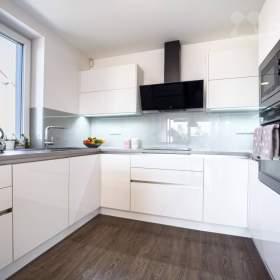 Prodej výjimečného domu 4+kk s terasou a zahradou - Roudnice nad Labem / 19607021