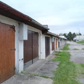 Prodej garáže 19 m2 -  Otrokovice, Třída Tomáše Bati (u Štěrkoviště) / 19608045