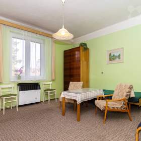 Foto inzerátu Prodej domu 4+1 se zahradou, Třebeš