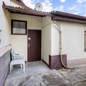 Foto inzerátu Prodej domu 4+1 se zahradou, Třebeš