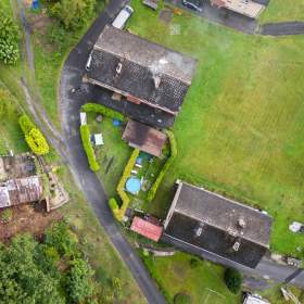 Foto inzerátu Prodej slunného bytu 3+1 75 m2, se zahradou 165 m2 v obci Janská