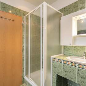 Foto inzerátu Prodej dvougeneračního domu 9+2 s garáží v Praze 9 - Vinoř.