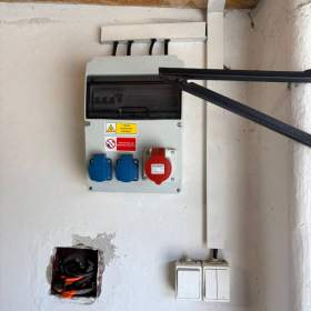 Foto inzerátu Prodej garáže 19 m2  Hulín, ulice Záhlinická (směr Otrokovice)