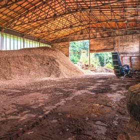 Foto inzerátu Prodej skladovací haly - Velké Hamry (689m2)