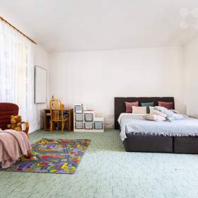 Foto inzerátu Zemědělská usedlost, RD 5+1, pozemek 160 435 m2, Polerady u Prahy