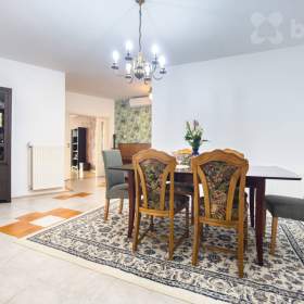 Foto inzerátu Prodej mimořádného RD 5+1 a dva samostatné apartmány i vinný sklep, pozemek 1 057 m2, Velké Bílovic