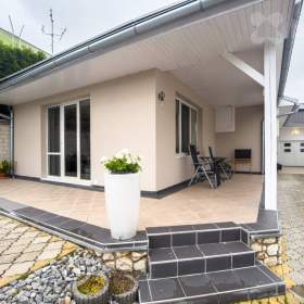 Foto inzerátu Prodej mimořádného RD 5+1 a dva samostatné apartmány i vinný sklep, pozemek 1 057 m2, Velké Bílovic