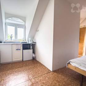 Foto inzerátu Prodej mimořádného RD 5+1 a dva samostatné apartmány i vinný sklep, pozemek 1 057 m2, Velké Bílovic