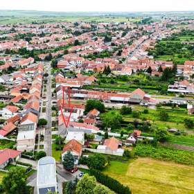 Foto inzerátu Prodej mimořádného RD 5+1 a dva samostatné apartmány i vinný sklep, pozemek 1 057 m2, Velké Bílovic