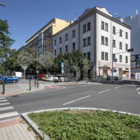 pronájem kanceláře v administrativní budově Osadní ulici, Praha 7 Holešovice / 19615630