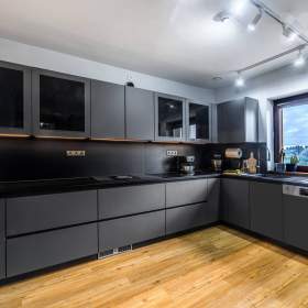 Foto inzerátu Prodej rodinného domu 390 m2, na pozemku 1199 m2 - Zbizuby