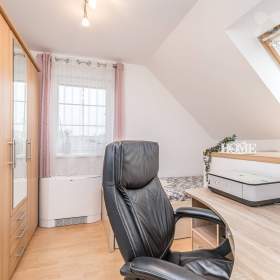 Foto inzerátu Dvougenerační rodinný dům 6+2, pozemek 778m2, Květnice