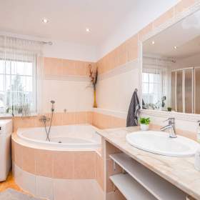 Foto inzerátu Dvougenerační rodinný dům 6+2, pozemek 778m2, Květnice