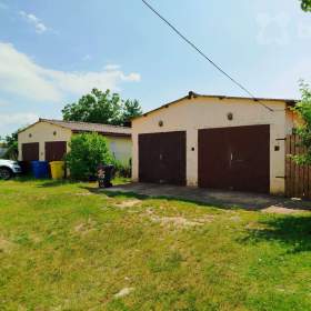 Foto inzerátu Byt 3+kk s garáží, sklepy a potenciálem Čejkovice, okres Znojmo