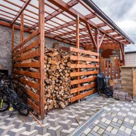 Foto inzerátu Prodej rodinného domu s přístavkem - možnost druhé bytové jednotky, Bříství, okr. Nymburk