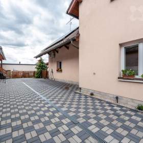 Foto inzerátu Prodej rodinného domu s přístavkem - možnost druhé bytové jednotky, Bříství, okr. Nymburk