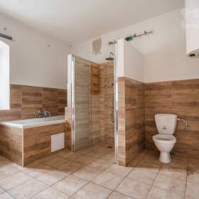 Foto inzerátu Prodej, RD s bývalým hospodářstvím a zahradou 1 613 m², Novosedly (Pšov)