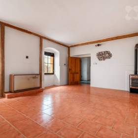 Foto inzerátu Prodej, RD s bývalým hospodářstvím a zahradou 1 613 m², Novosedly (Pšov)