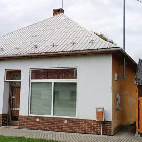 Pronájem, komerční objekt, 106 m2, Libosváry- Loukov / 19620341