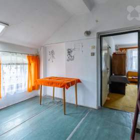 Foto inzerátu Prodej domu (275 m²) s komerčním prostorem, 2 byty s pozemkem v obci Maleč