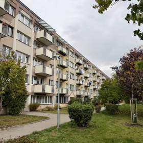 Prodej bezbariérového bytu 2+1, 55m2, Severní, Hradec Králové / 19627803