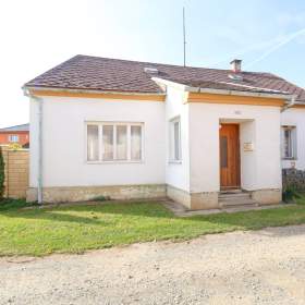 Foto inzerátu Rodinný dům, 118m2, Cholina