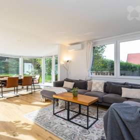 Foto inzerátu Prodej exkluzivního rodinného domu 6+1 v žádané lokalitě Zvole u Prahy, plocha 210 m2, zahrada 735 