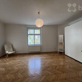 Pronájem bytu 2+kk, vel. 55,3 m2, Praha 3 -  Bořivojova ulice / 19630558