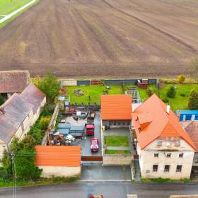 Foto inzerátu Prostorný dům s dílnou a stodolou - Sedlec u Vysokého Mýta