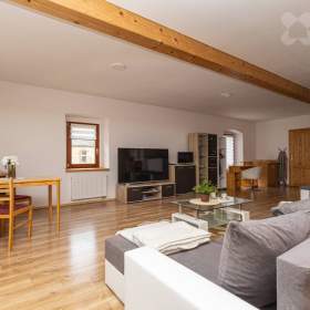 Foto inzerátu Prostorný dům s dílnou a stodolou - Sedlec u Vysokého Mýta