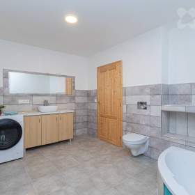 Foto inzerátu Prostorný dům s dílnou a stodolou - Sedlec u Vysokého Mýta