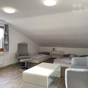 Foto inzerátu Útulná chata u Lipna se zahradou 3 ložnice 66m2