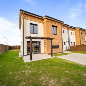 Fotka k inzerátu Pronájem novostavby 5+kk se zahradou, Hradec Králové / 19566111