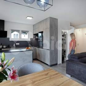 Foto inzerátu Prodej novostavby rodinného domu 5+kk, 108 m2, pozemek 379 m2, Pardubice - Doubravice