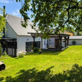 Prodej rodinného domu 175 m2, zahrada 523 m2, Brandýs nad Labem / 19643028