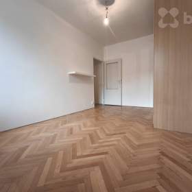 Foto inzerátu Pronájem bytu 2+kk, 51m², Vršovice